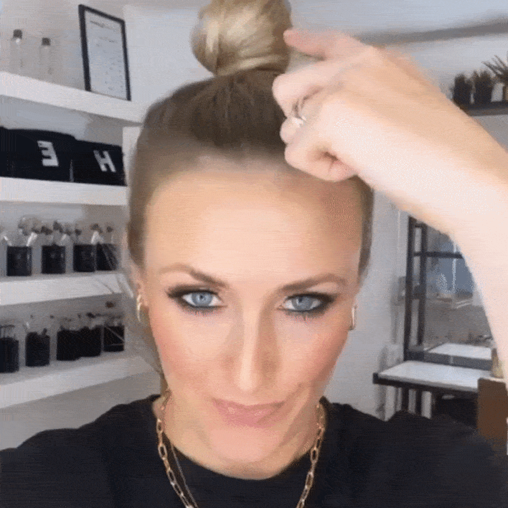 Super easy clip-in mum bun how to use video