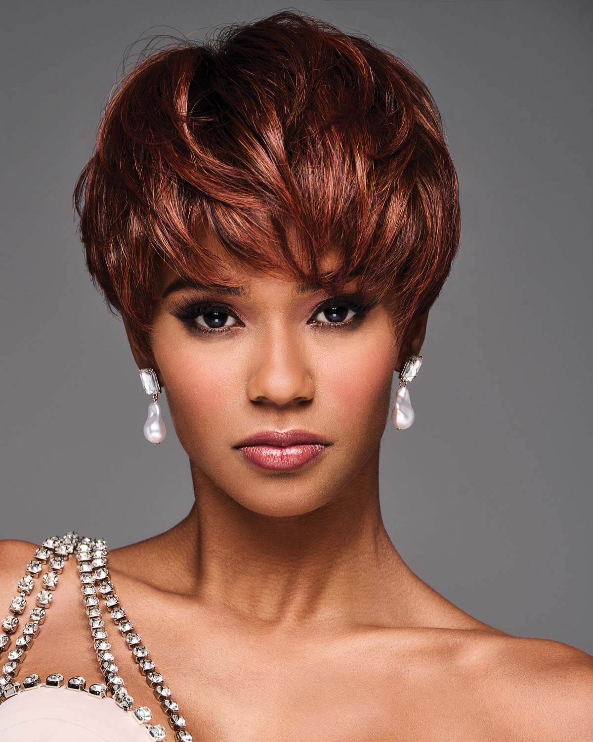 Jada Wig by Kim Kimble | Short & Sassy - By Laura Mayers