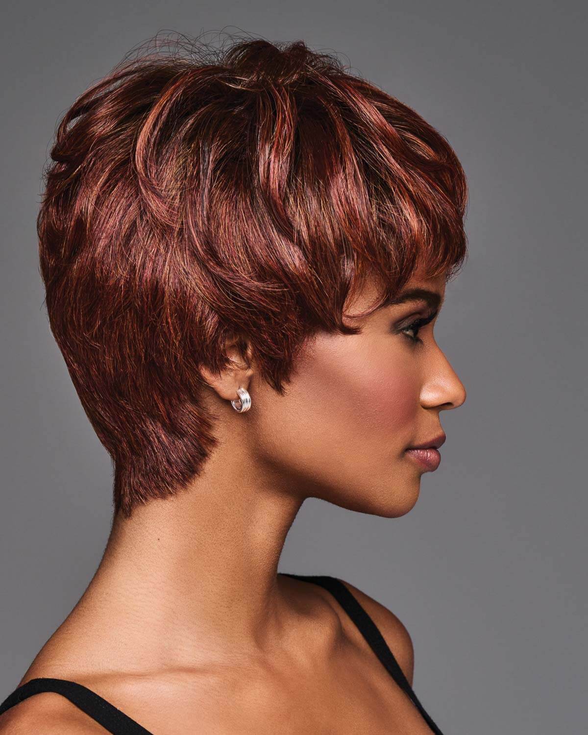 Jada Wig by Kim Kimble | Short & Sassy - By Laura Mayers