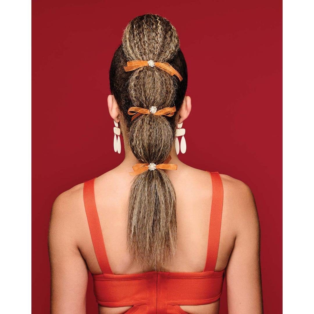 21" Crimped Pocket Pony Hairpiece Kim Kimble - By Laura Mayers
