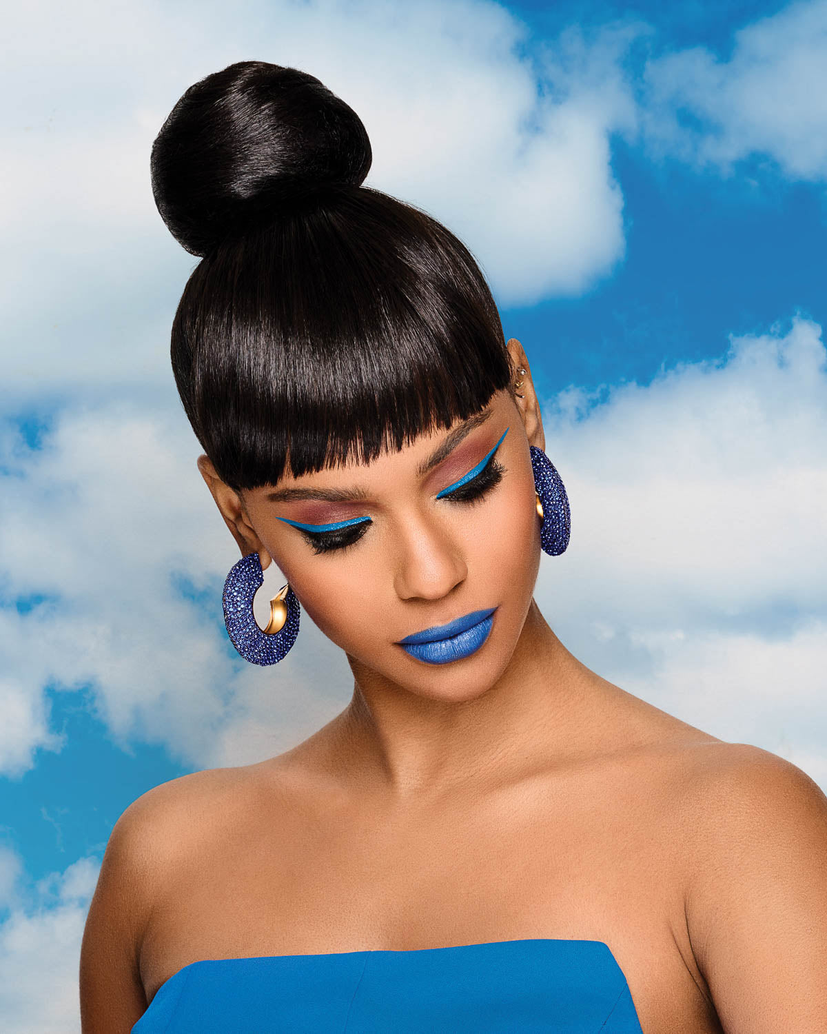 Sleek Style Bun & Bangs - By Laura Mayers