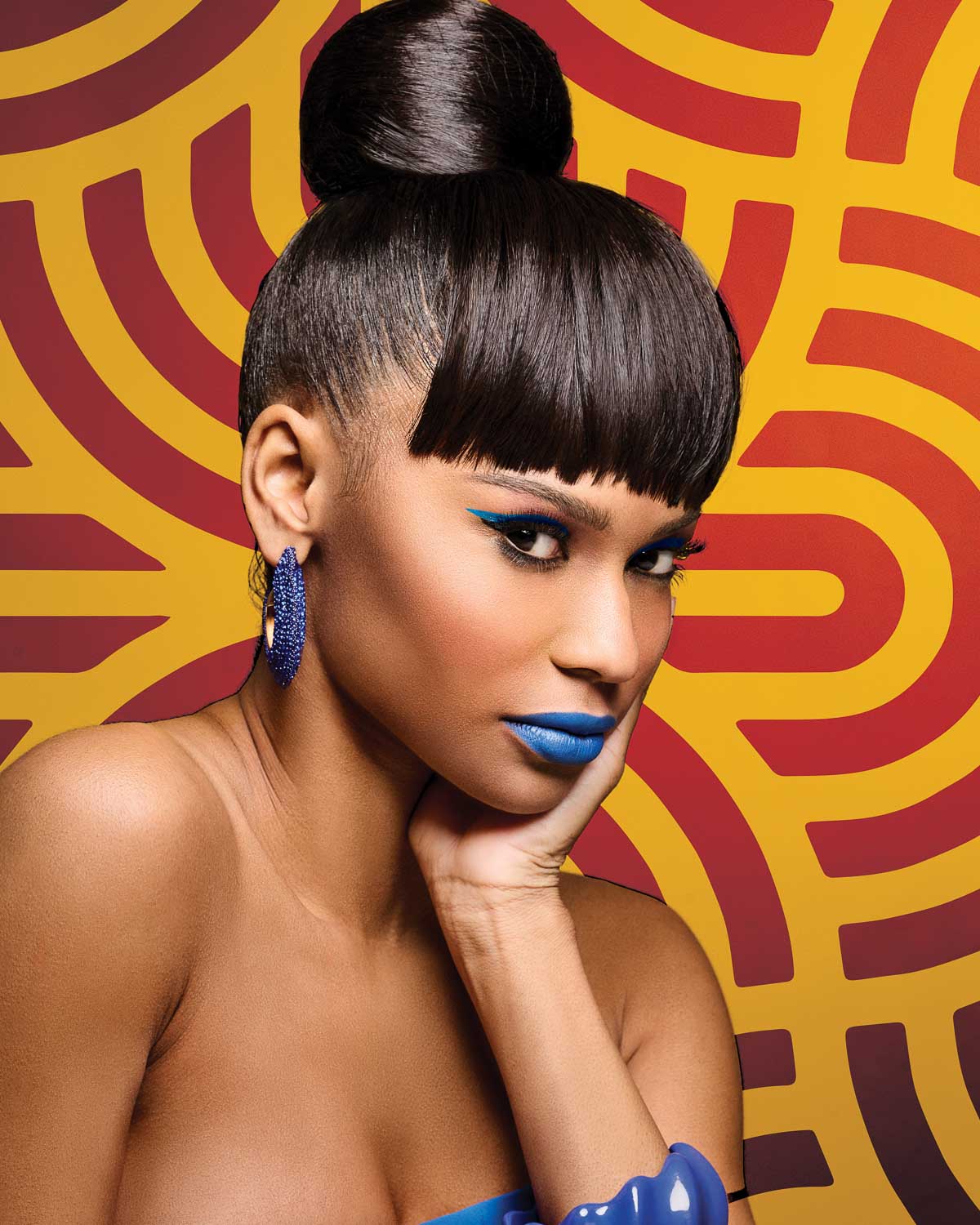 Sleek Style Bun & Bangs - By Laura Mayers